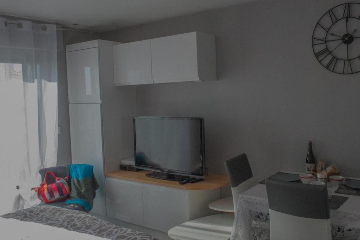 Au Bruit Des Vagues Apartman Binic Kültér fotó