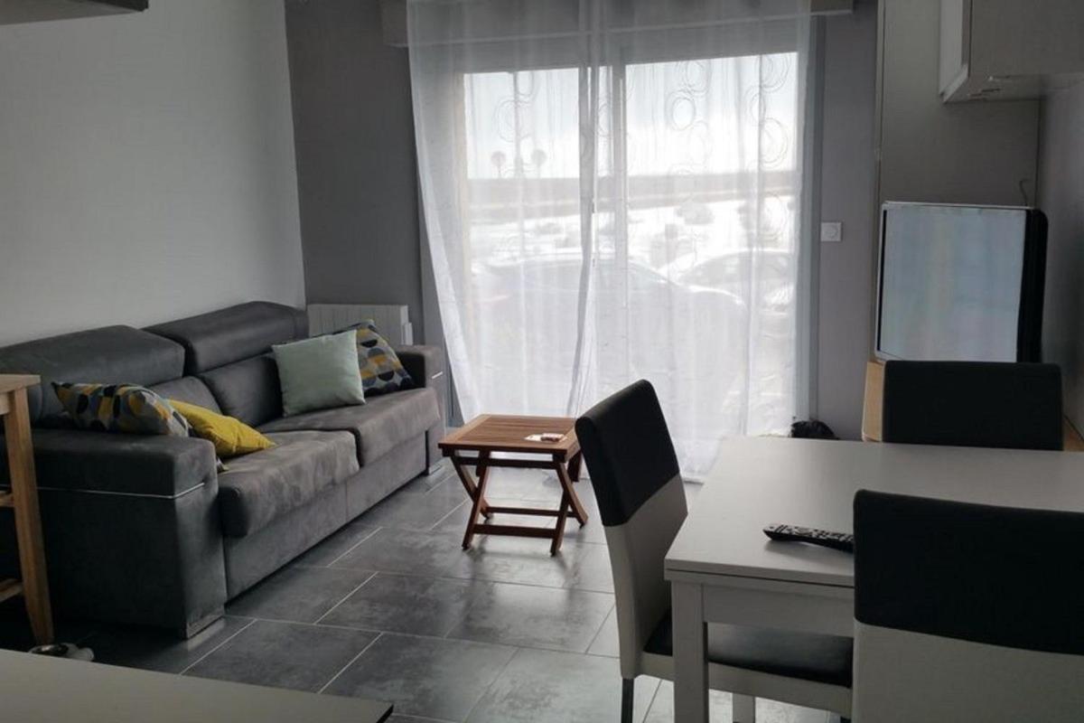 Au Bruit Des Vagues Apartman Binic Kültér fotó